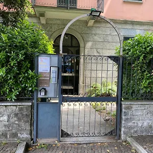 Pensjonat Megaride, Como