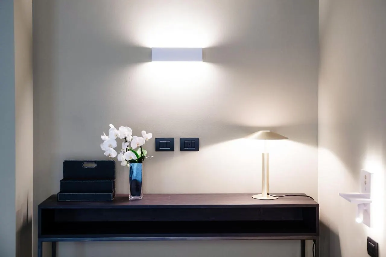 In Centro Luxury Rooms Como