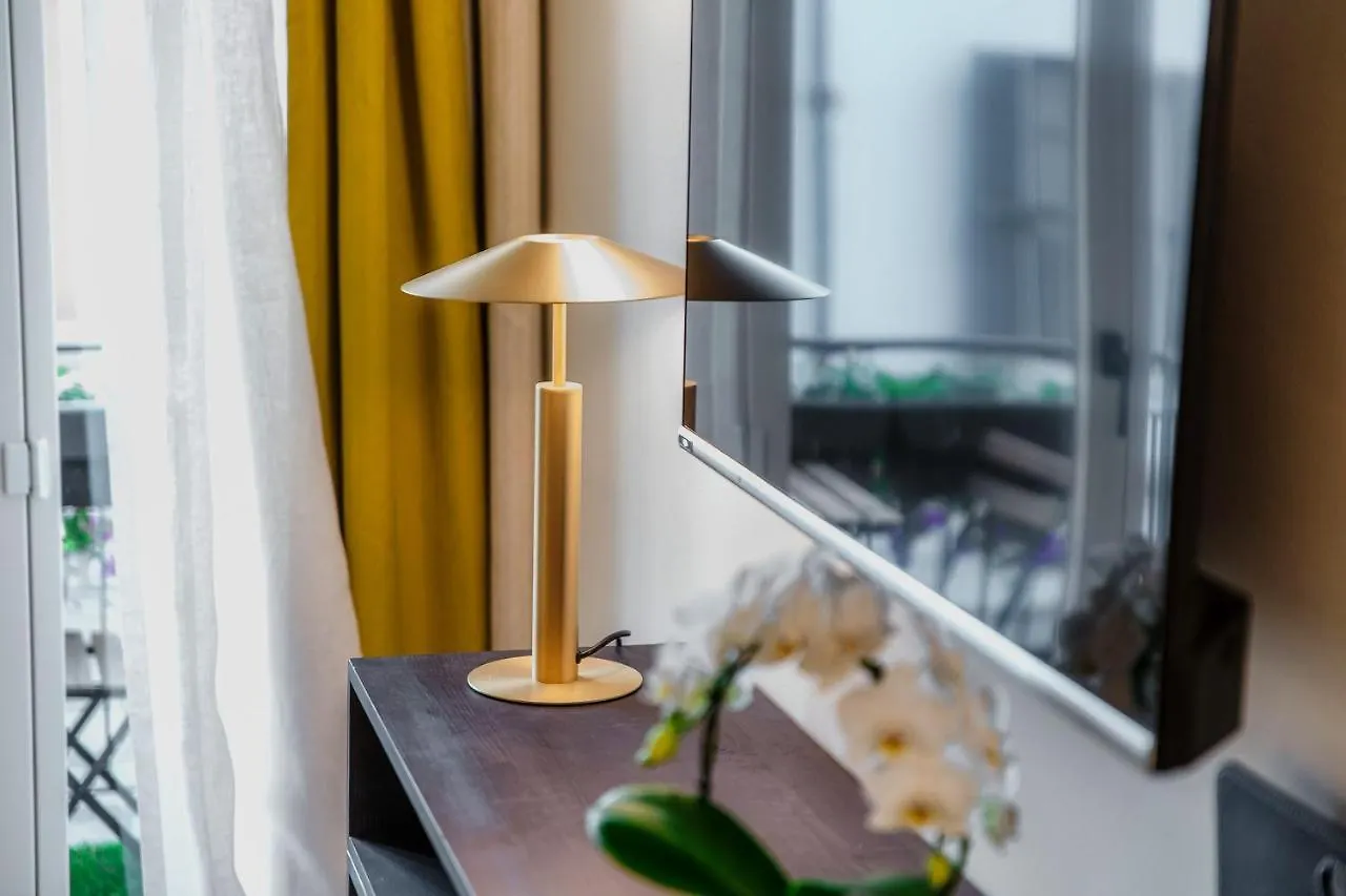 Guest house In Centro Luxury Rooms Como Italy