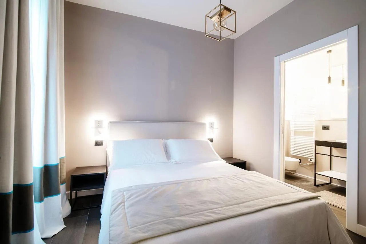 In Centro Luxury Rooms Como 0*,  Italy